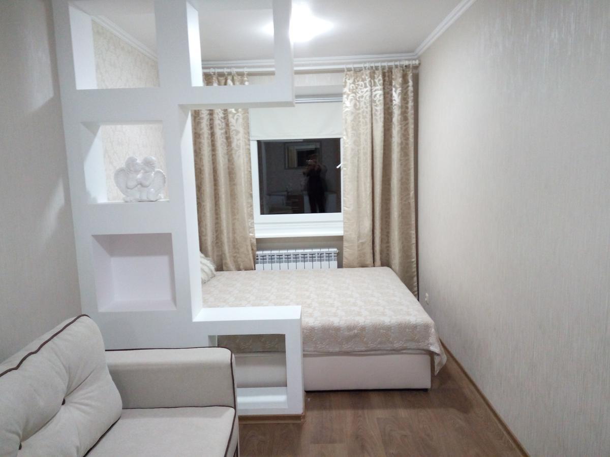 Two-Bedroom Apartment In The Center Хмельницкий Экстерьер фото